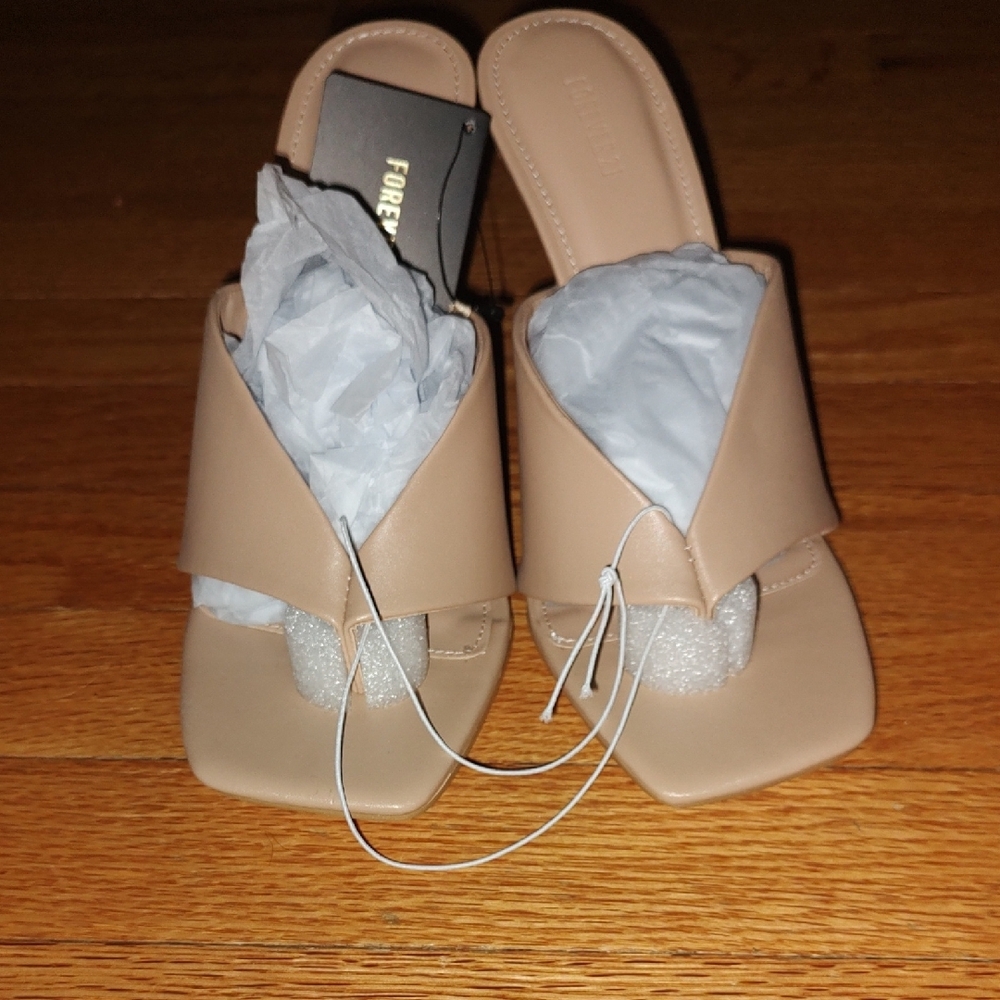 FOREVER 21 Women's Tan Slide Sandal With Heel Size 7